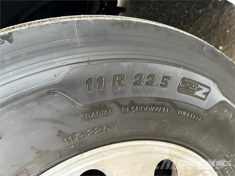 Freightliner Cascadia 126 وحدات الجر