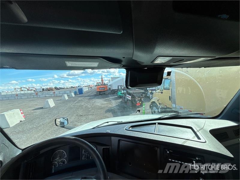 Freightliner Cascadia 126 Cabezas tractoras