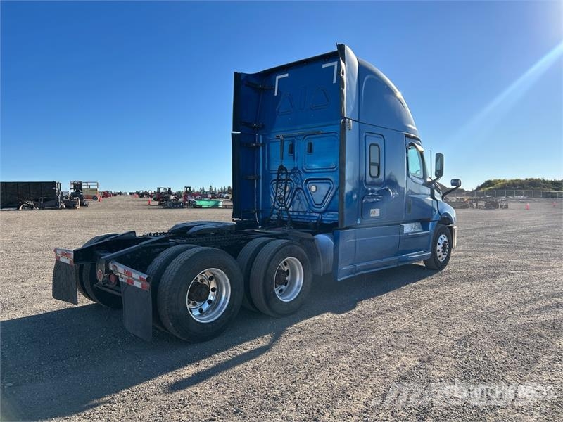 Freightliner Cascadia 126 Sattelzugmaschinen
