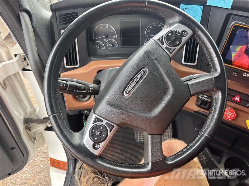Freightliner Cascadia 126 Tractores (camiões)