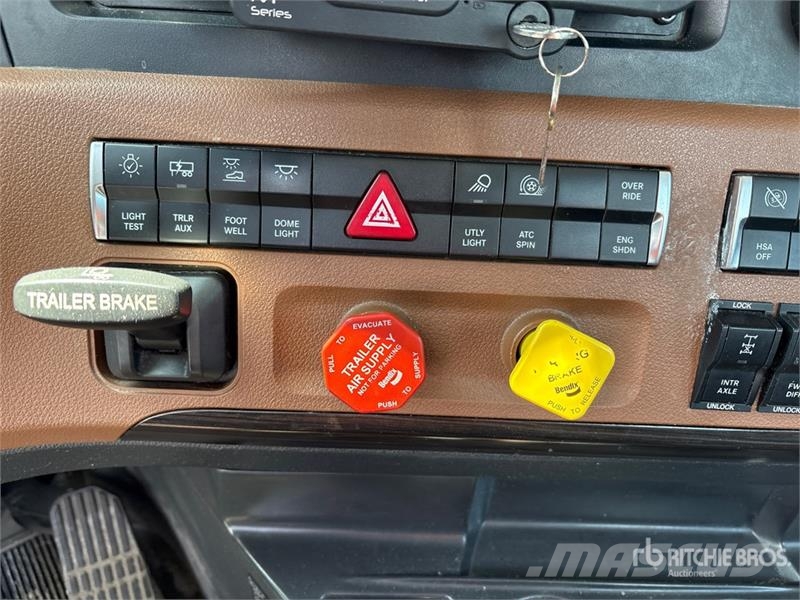 Freightliner Cascadia 126 Tractores (camiões)