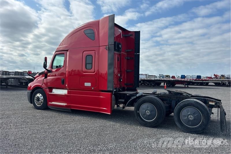 Freightliner Cascadia 126 Prime Movers
