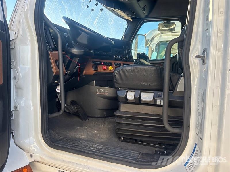 Freightliner Cascadia 126 Cabezas tractoras