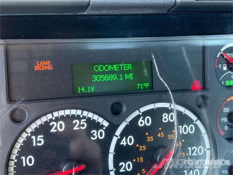 Freightliner Cascadia 113 وحدات الجر