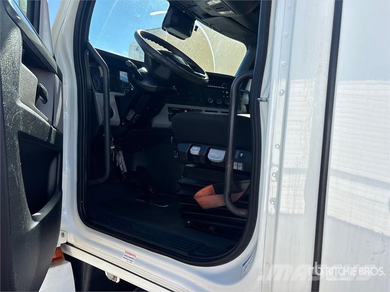 Freightliner Cascadia 126 Cabezas tractoras
