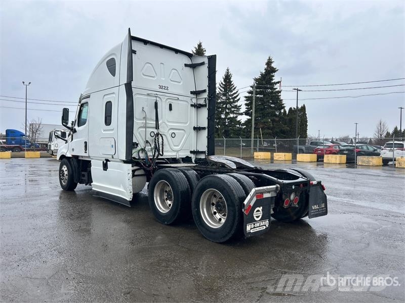 Freightliner Cascadia 126 Nyergesvontatók