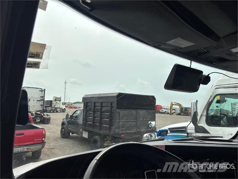 Freightliner Cascadia 126 Naudoti vilkikai