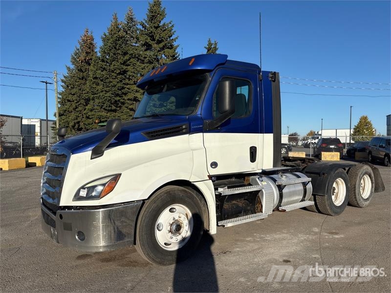 Freightliner Cascadia 126 Sadulveokid