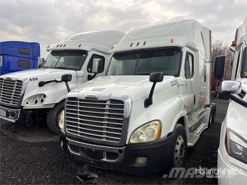 Freightliner Cascadia 125 曳引機組件