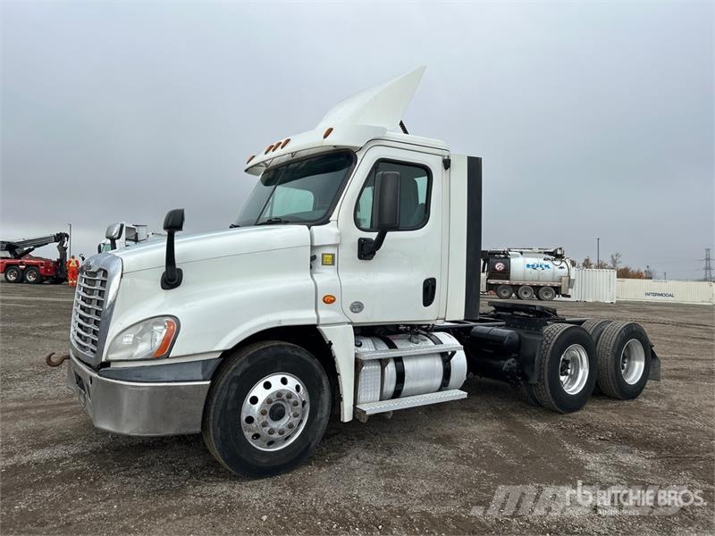 Freightliner Cascadia 125 Седельные тягачи