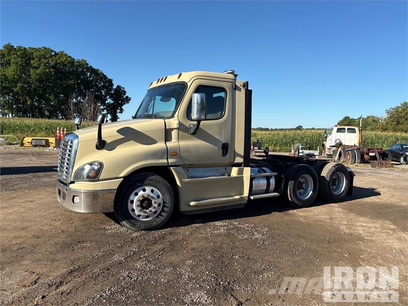 Freightliner Cascadia 125 Naudoti vilkikai