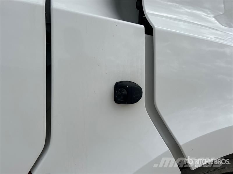 Freightliner Cascadia 126 وحدات الجر