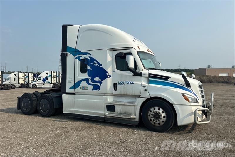 Freightliner Cascadia 126 Naudoti vilkikai