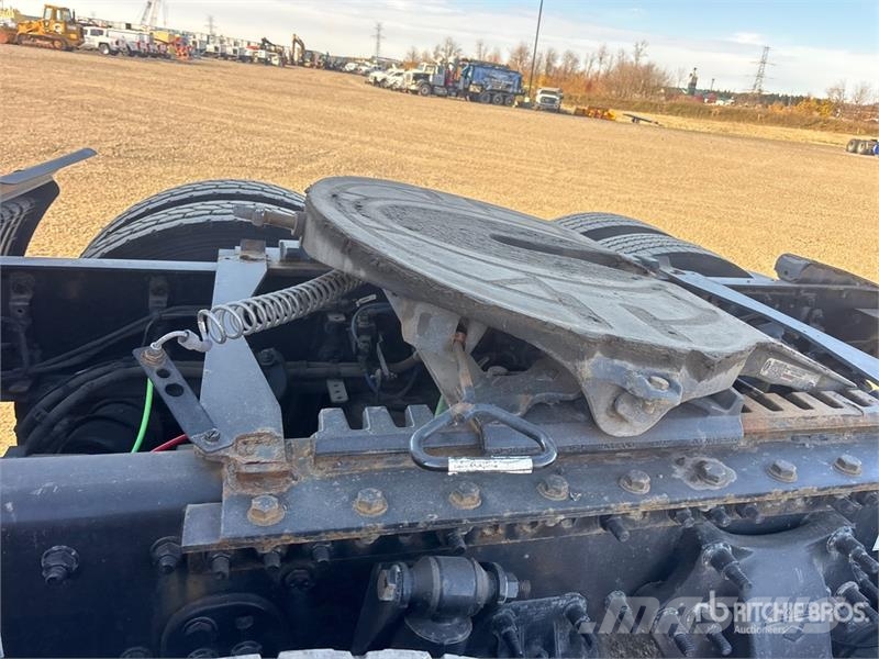 Freightliner Cascadia 126 Тягачі