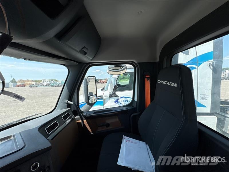 Freightliner Cascadia 126 Tractores (camiões)