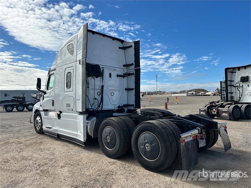 Freightliner Cascadia 126 Cavalos mecânicos