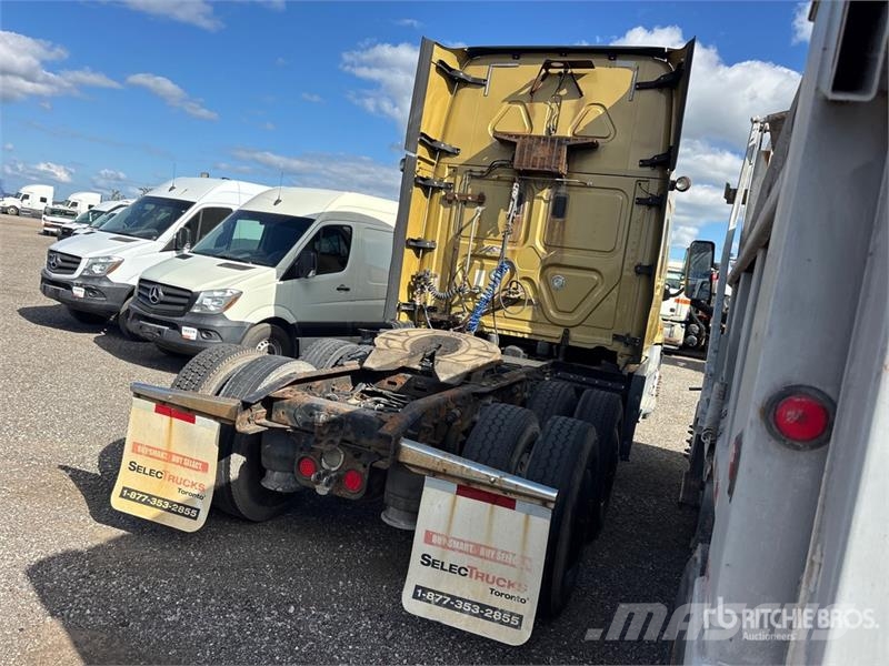 Freightliner Cascadia 125 6x4 T/A Sleeper Truck Tractor Tracteur routier