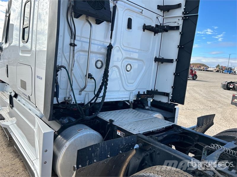 Freightliner Cascadia 126 Cavalos mecânicos