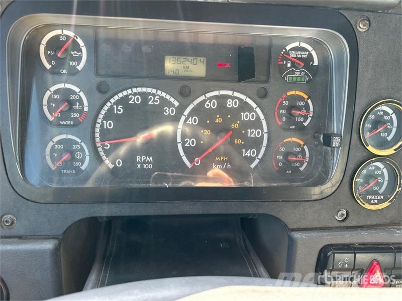 Freightliner Cascadia 125 Тягачі
