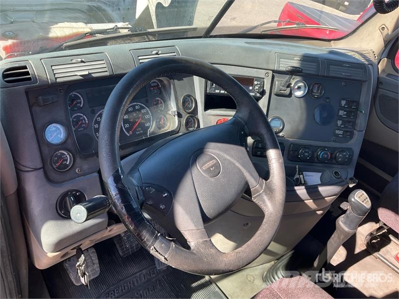 Freightliner Cascadia 125 وحدات الجر