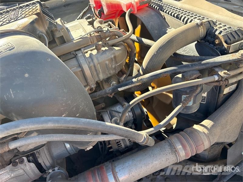 Freightliner Cascadia 125 وحدات الجر