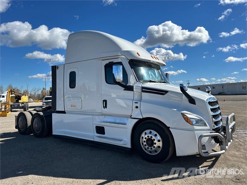 Freightliner Cascadia 126 وحدات الجر