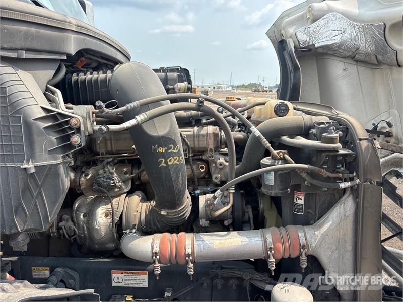 Freightliner Cascadia 126 Naudoti vilkikai