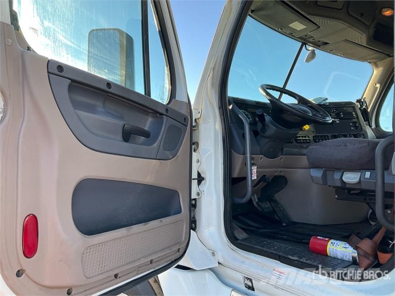 Freightliner Cascadia 125 Nyergesvontatók