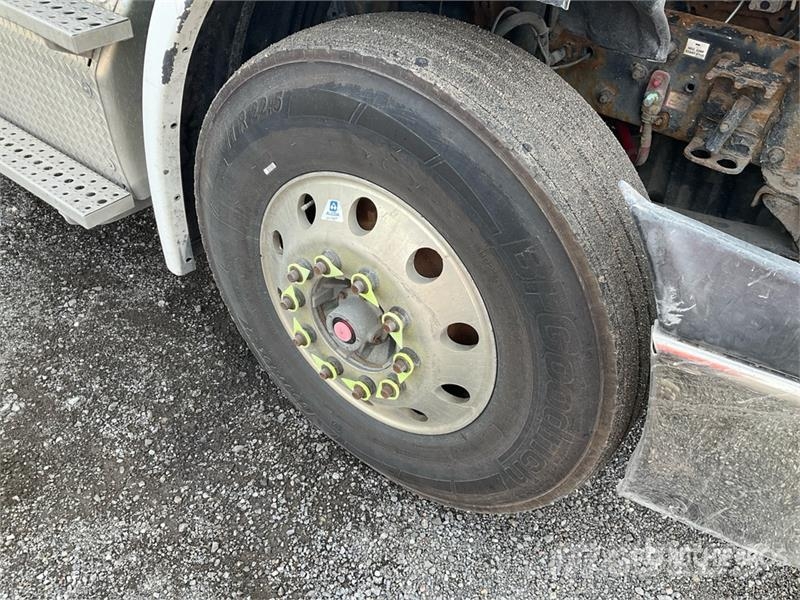 Freightliner Cascadia 113 Седельные тягачи