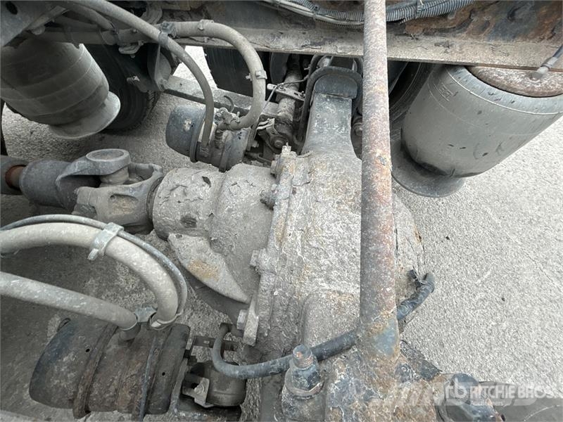 Freightliner Cascadia 126 6x4 T/A Sleeper Truck Tractor Motrici e Trattori Stradali