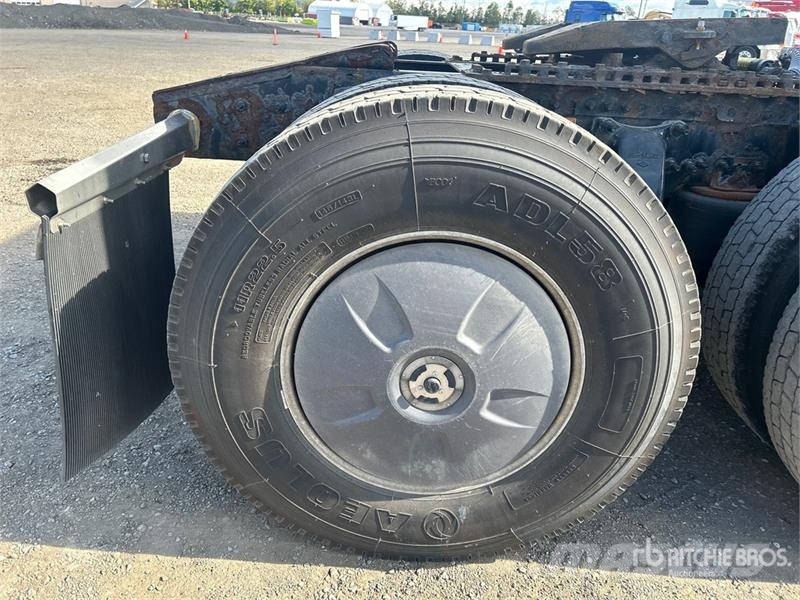 Freightliner Cascadia 126 6x4 T/A Sleeper Truck Tractor Trækkere