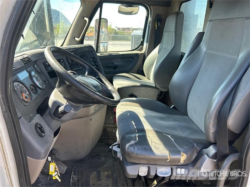 Freightliner Cascadia 125 Naudoti vilkikai