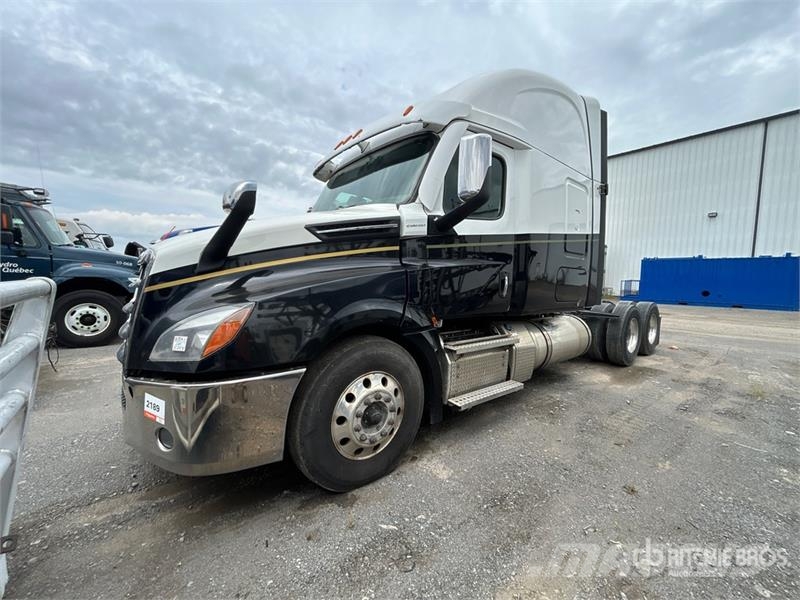 Freightliner Cascadia 126 6x4 T/A Sleeper Truck Tractor (Inoper Cabezas tractoras