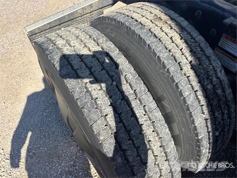 Freightliner Cascadia 126 Trekkers