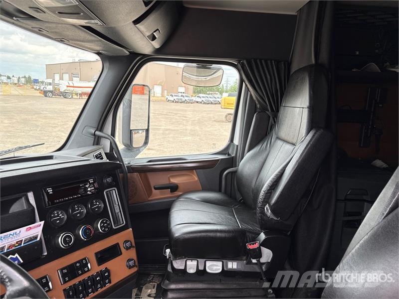 Freightliner Cascadia 126 Prime Movers