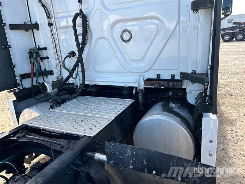Freightliner Cascadia 126 Cavalos mecânicos
