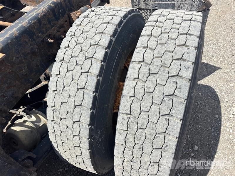 Freightliner Cascadia 125 6x4 T/A Sleeper Truck Tractor Motrici e Trattori Stradali