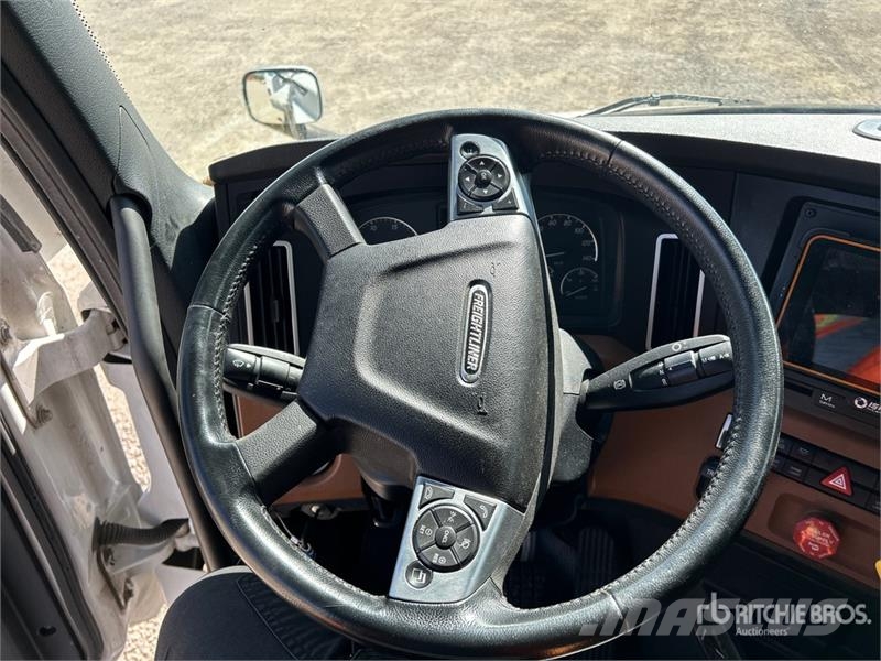 Freightliner Cascadia 126 Cavalos mecânicos