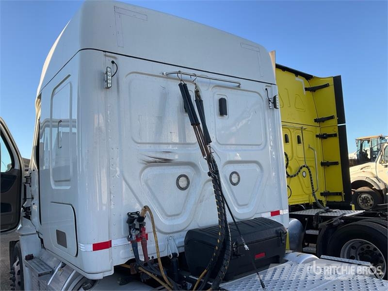 Freightliner Cascadia 113 Sattelzugmaschinen