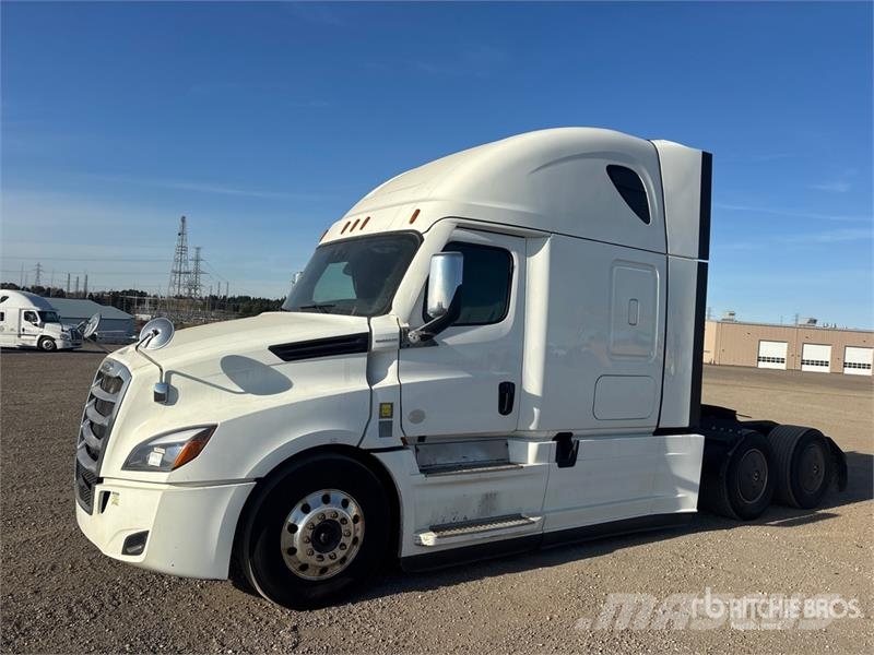 Freightliner Cascadia 126 Vetopöytäautot
