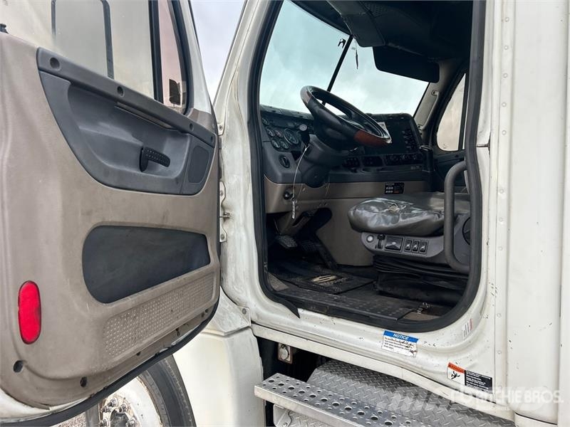 Freightliner Cascadia 125 曳引機組件