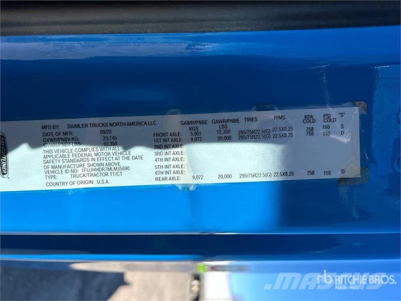 Freightliner Cascadia 126 6x4 T/A Sleeper Truck Tractor وحدات الجر