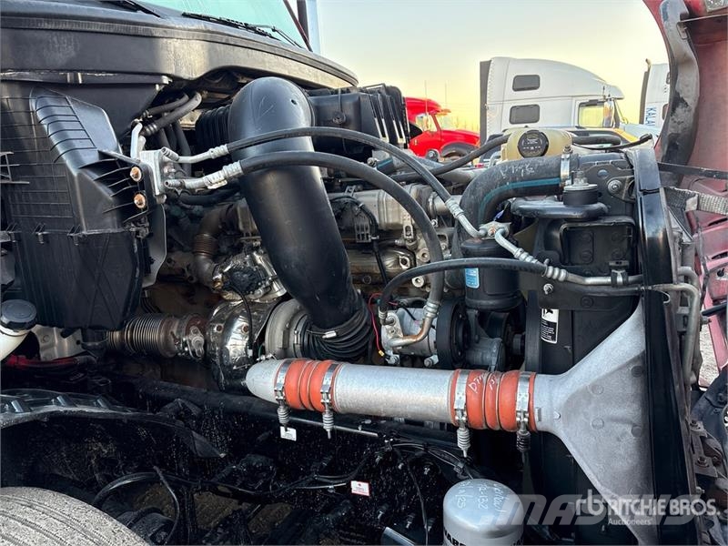 Freightliner Cascadia 126 Trekkers