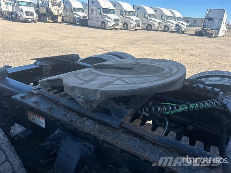 Freightliner Cascadia 126 Trekkers