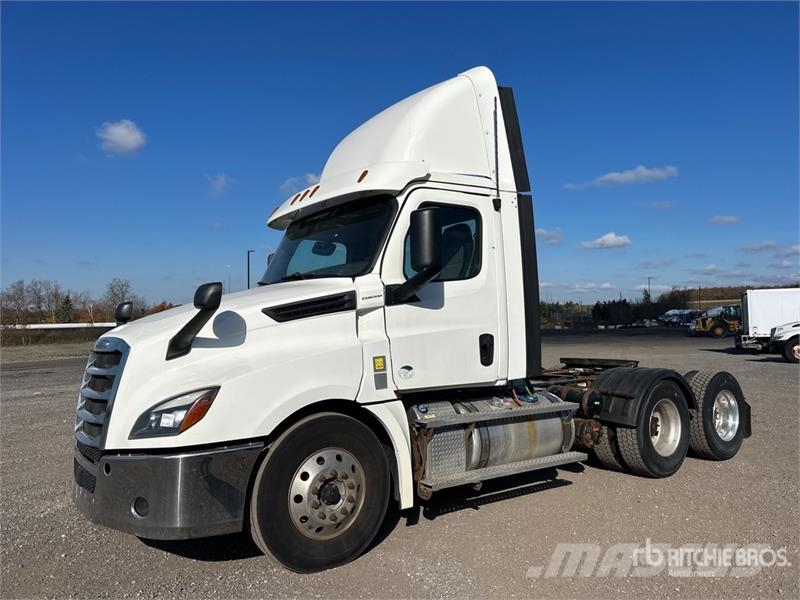 Freightliner Cascadia 126 Sattelzugmaschinen