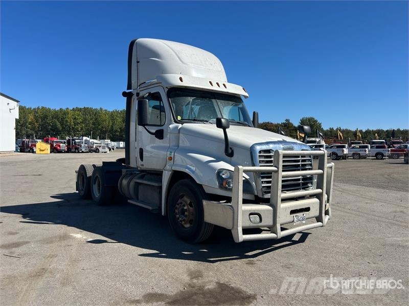Freightliner Cascadia 125 Naudoti vilkikai