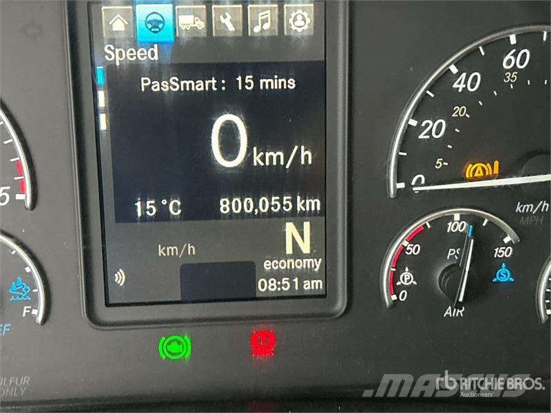 Freightliner Cascadia 126 Truck Tractor Units