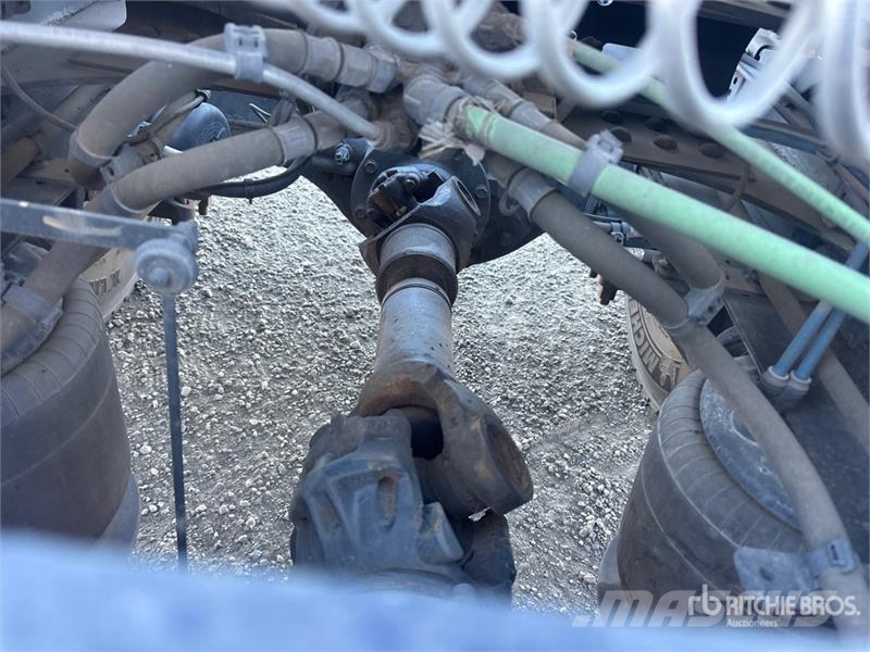 Freightliner Cascadia 126 وحدات الجر