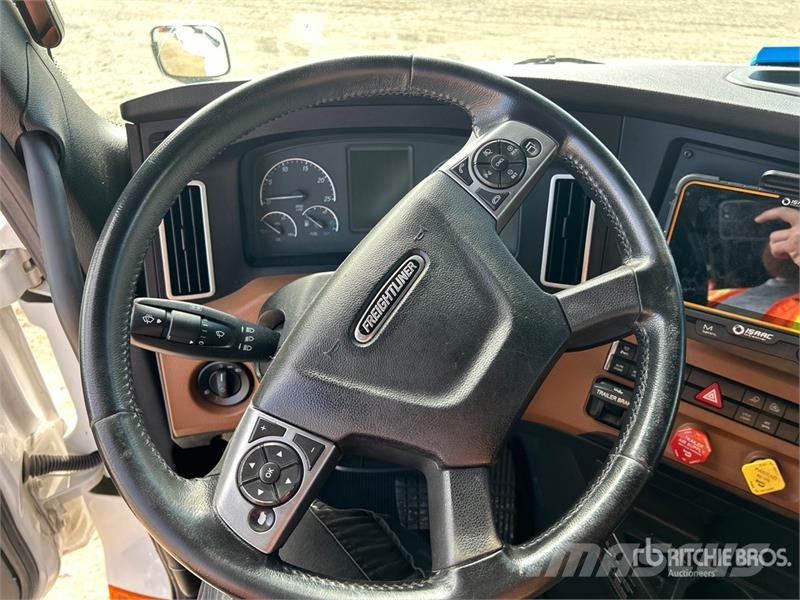 Freightliner Cascadia 126 Cavalos mecânicos