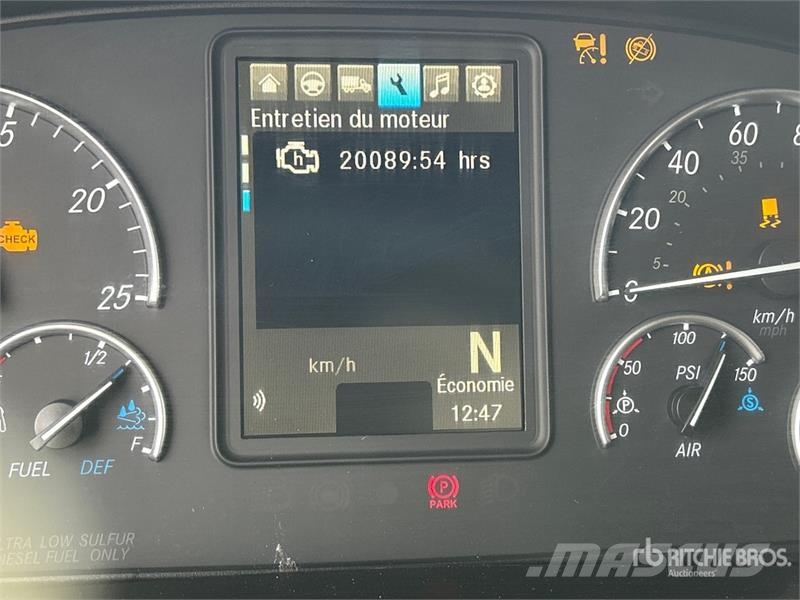 Freightliner Cascadia 126 6x4 T/A Sleeper Truck Tractor Motrici e Trattori Stradali